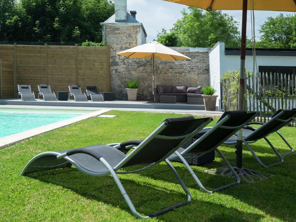 Modern Mansion In Hasti Re Par Del With Pool Villa Hastiere-par-dela Buitenkant foto
